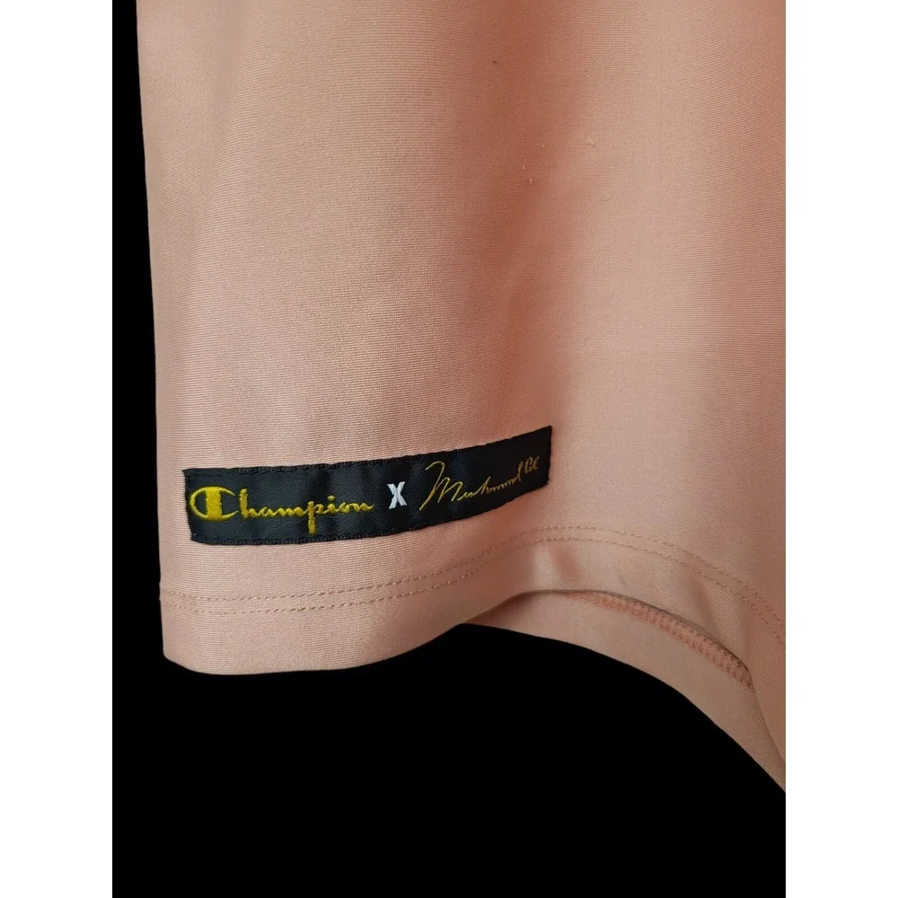 Champion salmon colored